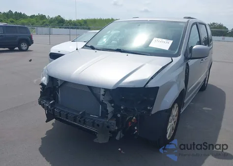 2016 Chrysler Town & Country Touring из США, поврежденный, VIN 2C4RC1BG5GR205361